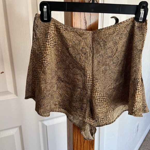 Vintage silk Victoria’s Secret snakeskin set - Picture 6 of 8